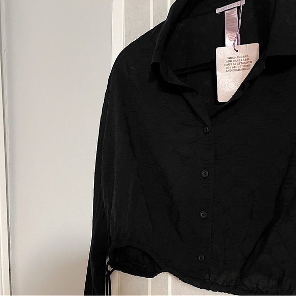 (New with Tags) Savage X Fenty Woven Monogram Crop Shirt w/ Drawstring (Size: M) - Picture 9 of 11